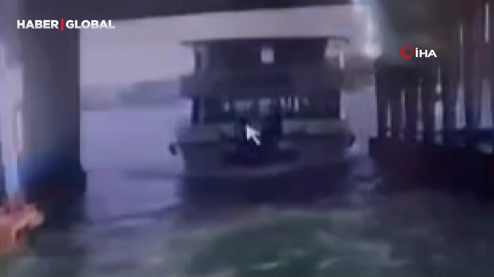 İstanbul'da gemi personelinin hayatını kaybettiği kazanın görüntüleri ortaya çıktı