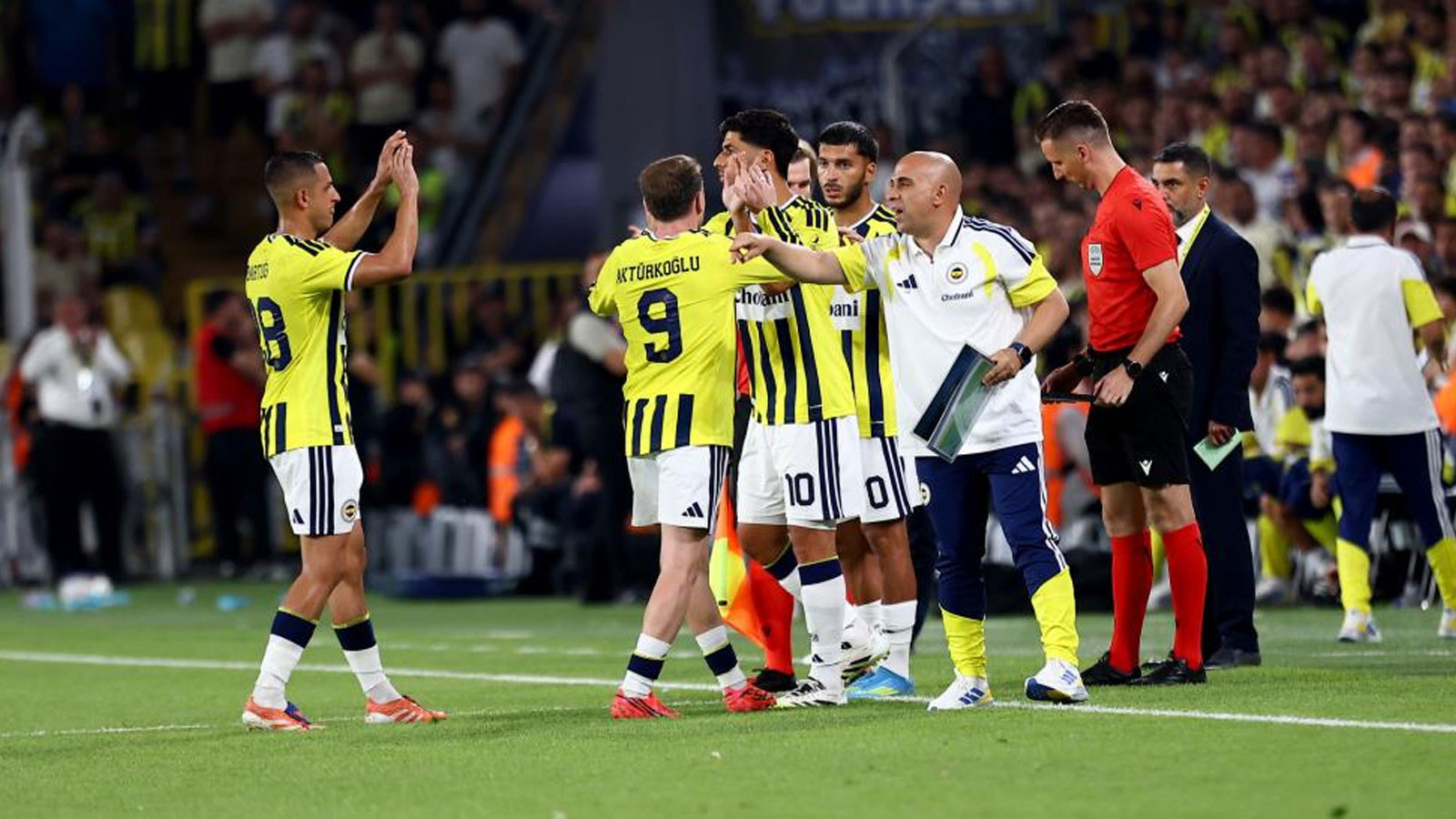 Bartuğ Elmaz, İsmail Kartal'a teşekkür etti
