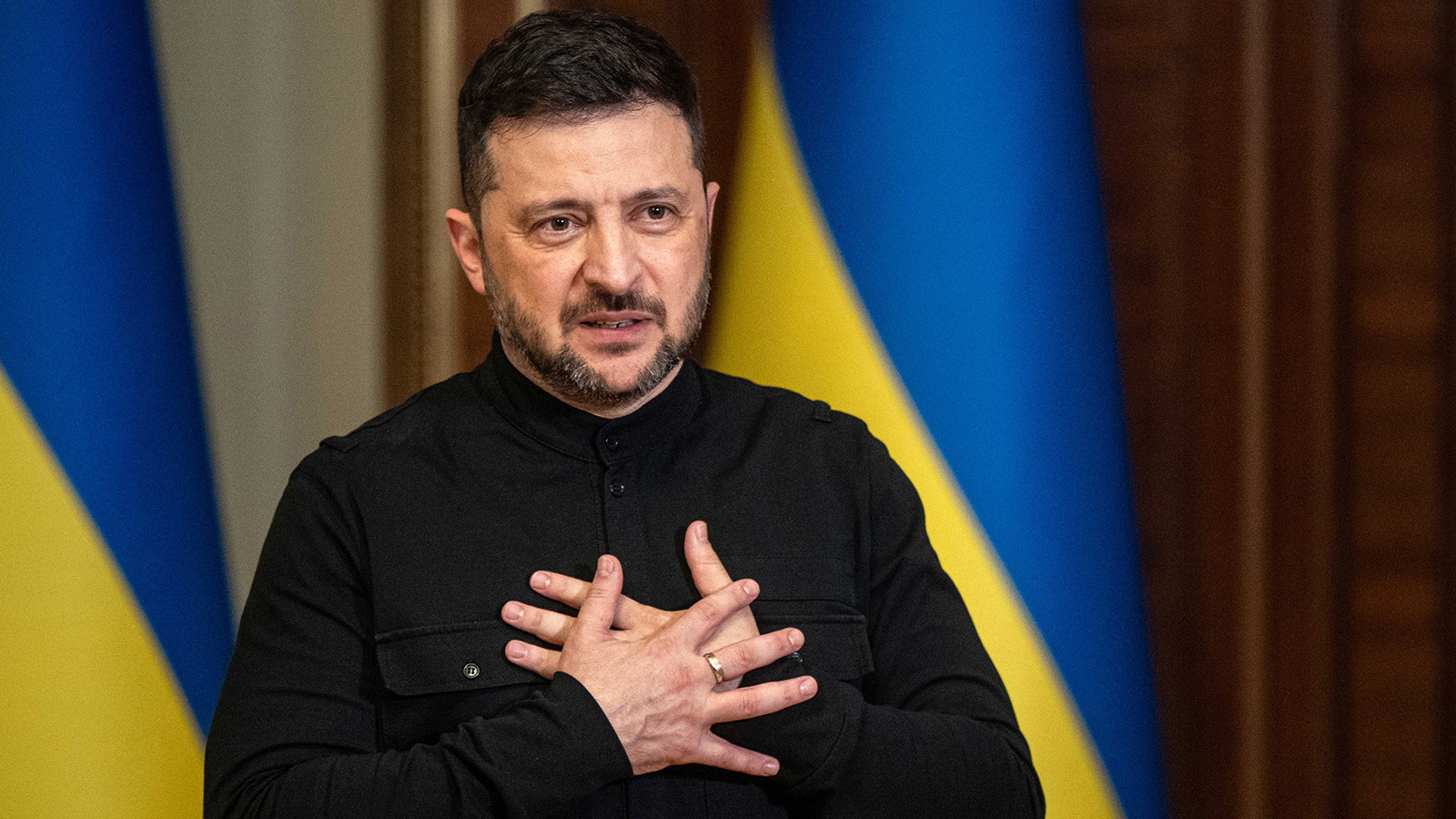 Ukrayna'da Gösteriler Sonuç Verdi: Genelkurmay Başkanı Görevden Alındı