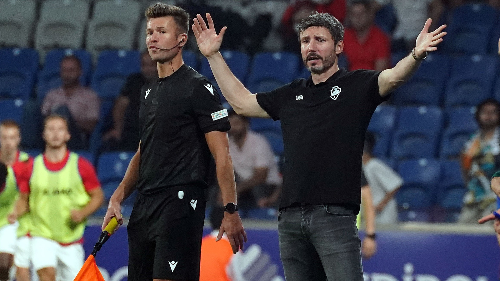 Mark van Bommel, Belçika'nın yeni teknik direktörü oldu