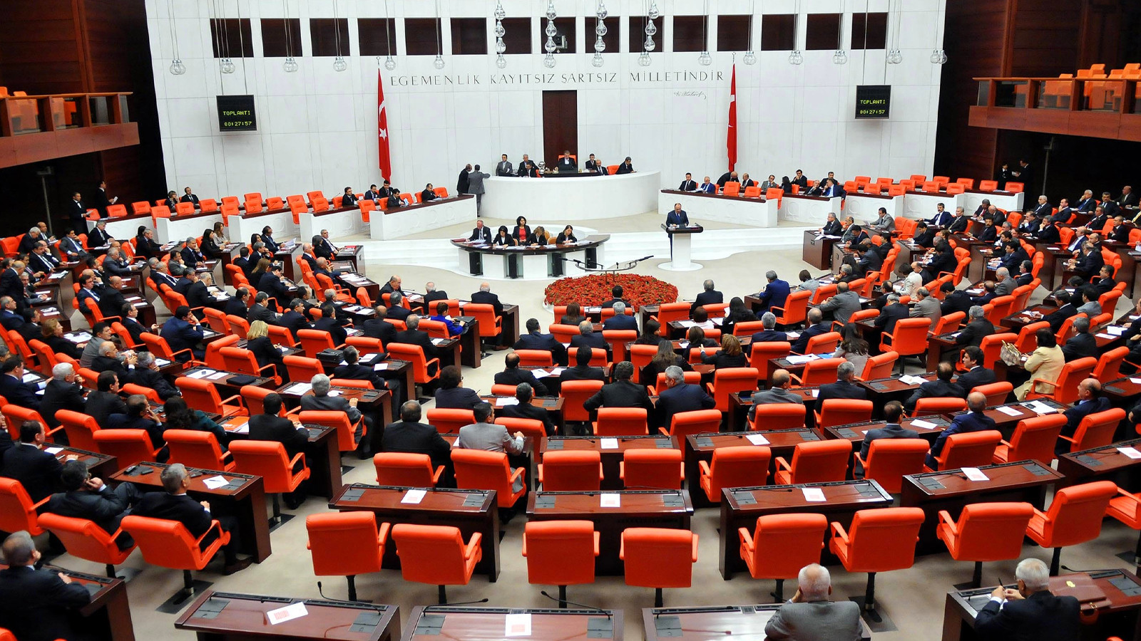 Meclis'te Yeni Parti İkinci Sıraya Yükseldi