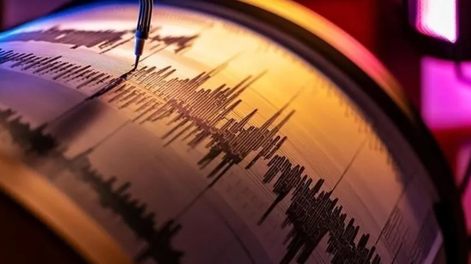 Ege Denizi'nde 4.0 Şiddetinde Deprem: AFAD'dan Açıklama