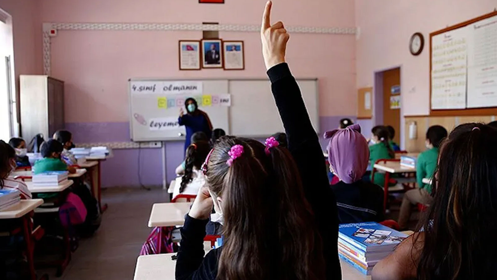 Okul Yönetmeliğinde Önemli Değişiklikler! Kayıt ve Nakil Süreçleri Yenileniyor