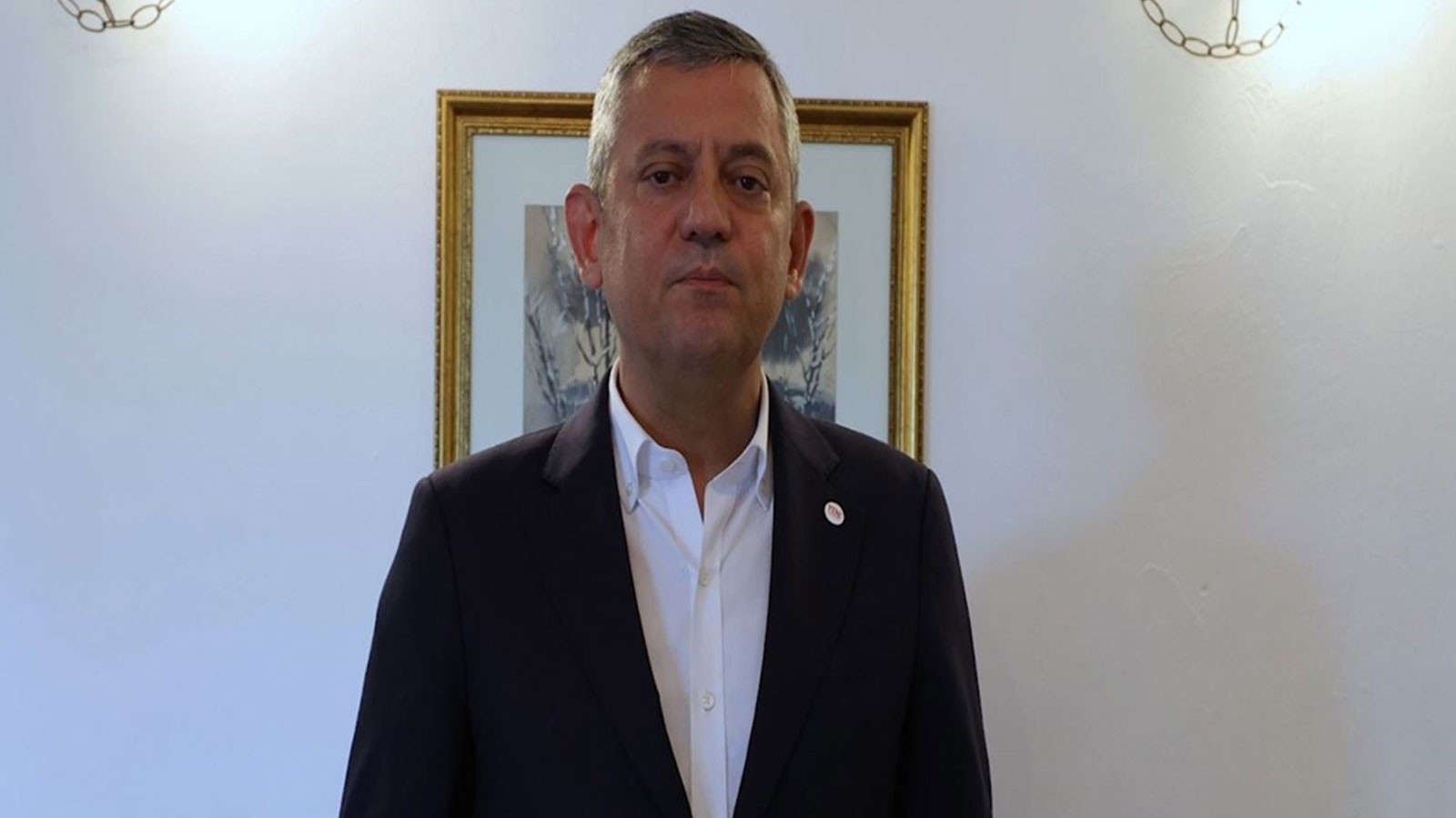 Özgür Özel'den Yeni Parti İçin Bağış Kampanyası Çağrısı
