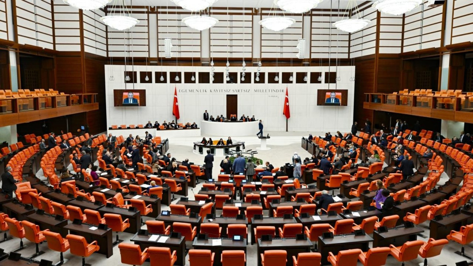 Öğrenci Affı ve Yükseköğretim Düzenlemeleri Meclis Onayından Geçti