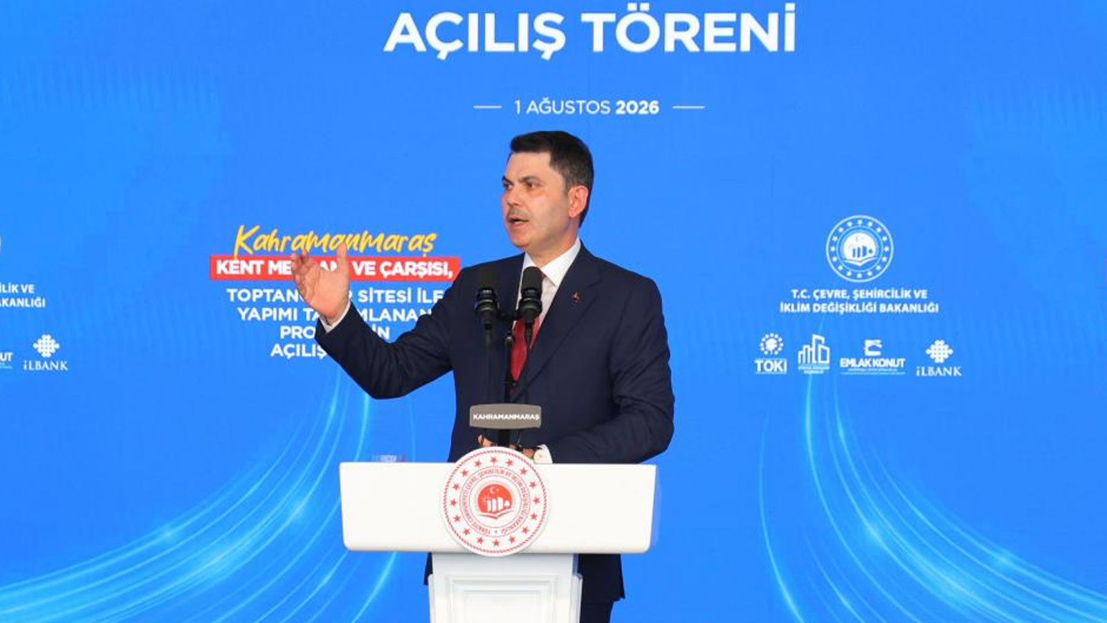 Bakan Kurum: Her yetişemezsiniz iddiasına, yeni bir anahtar teslimiyle cevap verdik