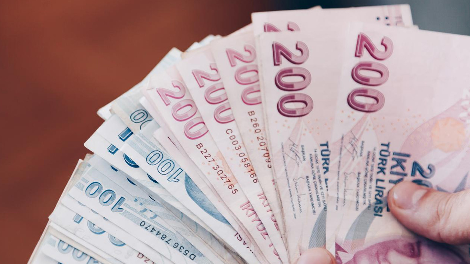 Bakan Bolat duyurdu! Esnafa kredi limiti ve vade müjdesi