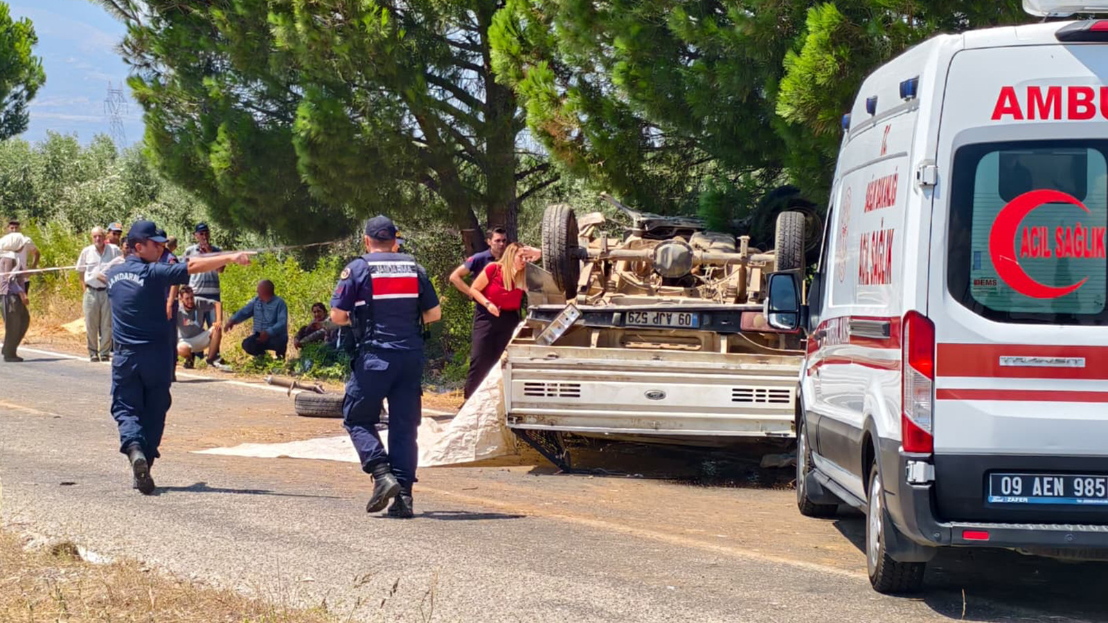 Aydın'da kamyonet devrildi: 2 ölü, 1 yaralı