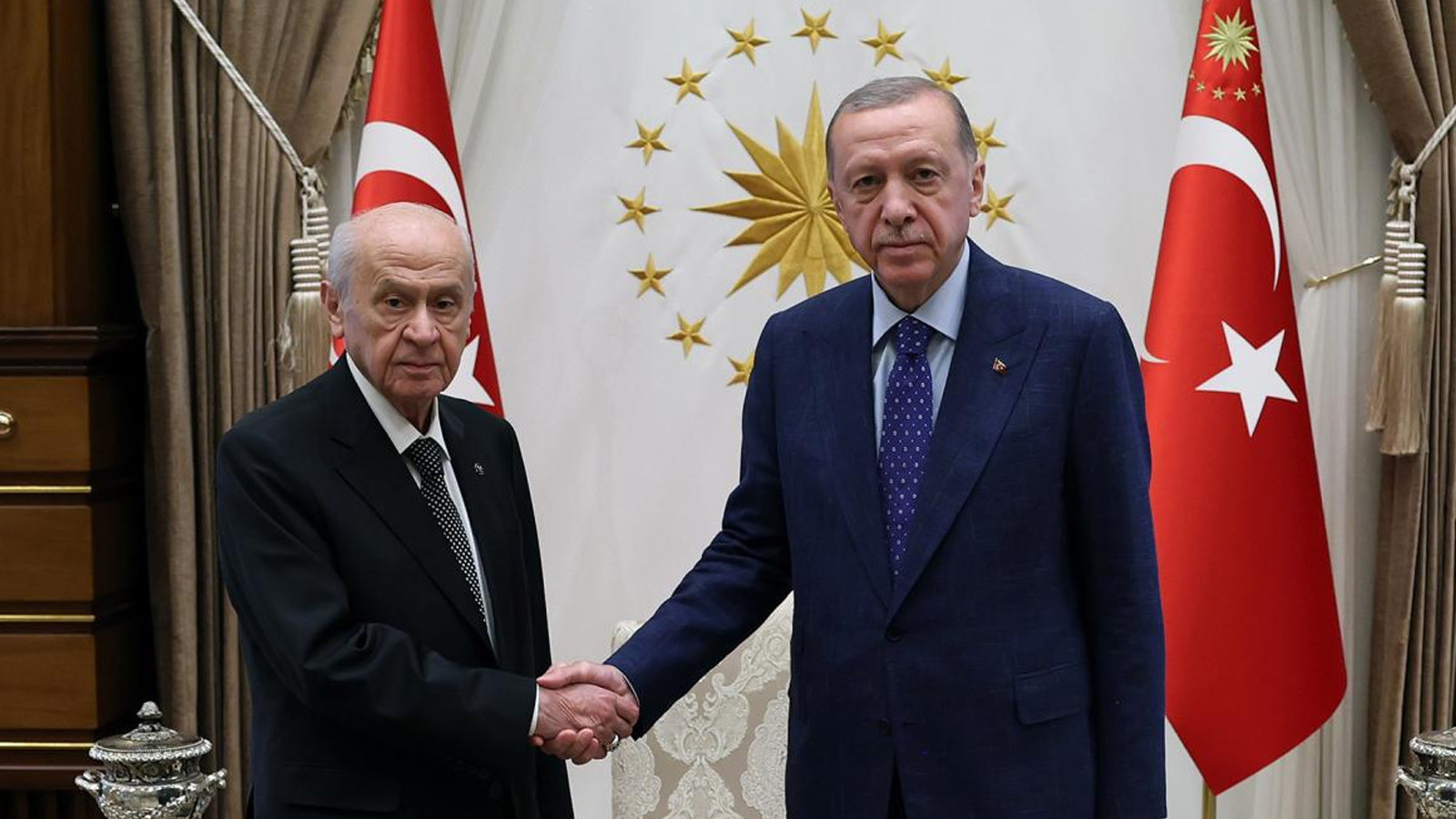 Cumhurbaşkanı Erdoğan, Bahçeli'ye 'Terörsüz Türkiye' İçin Teşekkür Etti