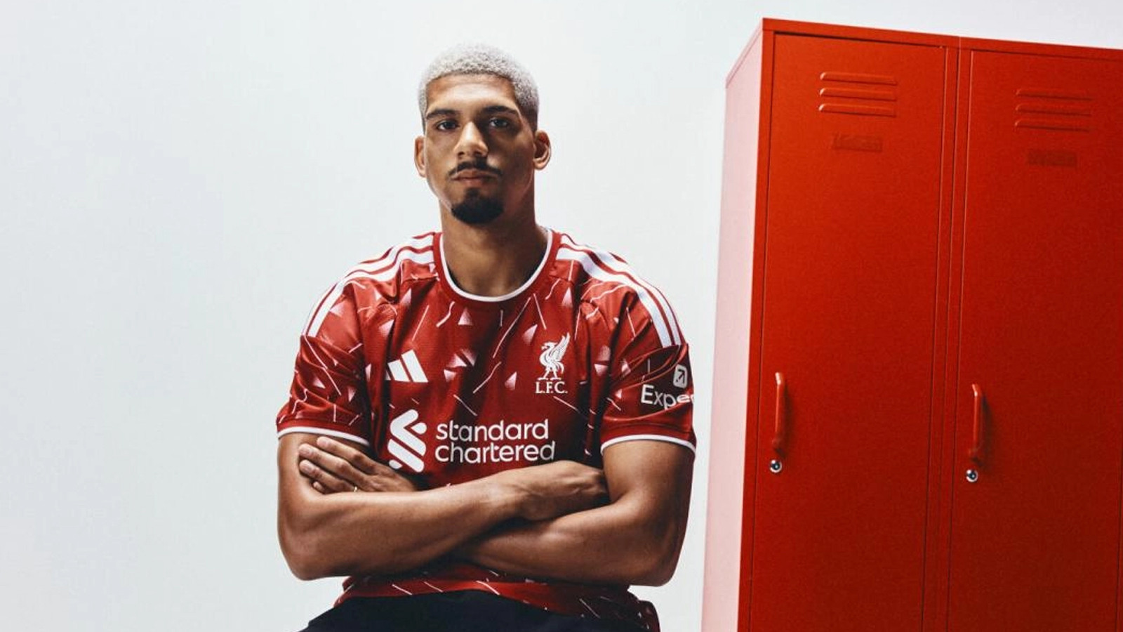 Ronald Araujo, Liverpool'a transfer oldu