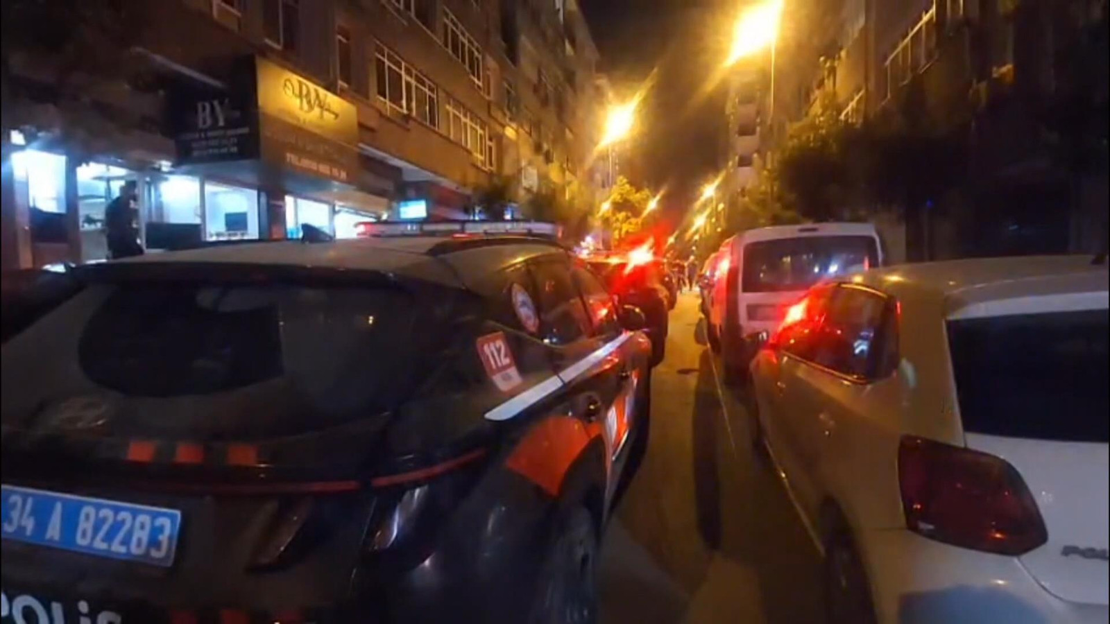 Güngören'de Silahlı Çatışma: 2 Kişi Yaralandı