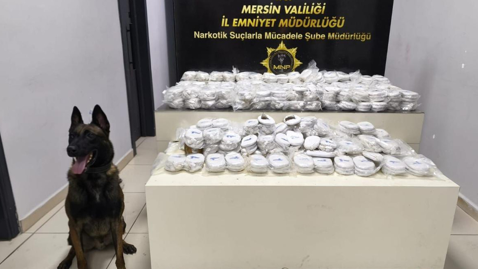 Mersin'deki Uyuşturucu Operasyonunda Yüklü Miktarda Kokain Yakalandı