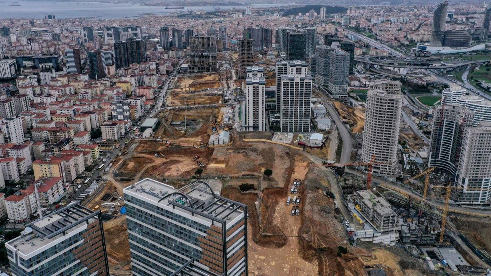 Yeni binalar cep yakıyor! İstanbul’da konut uçurumu