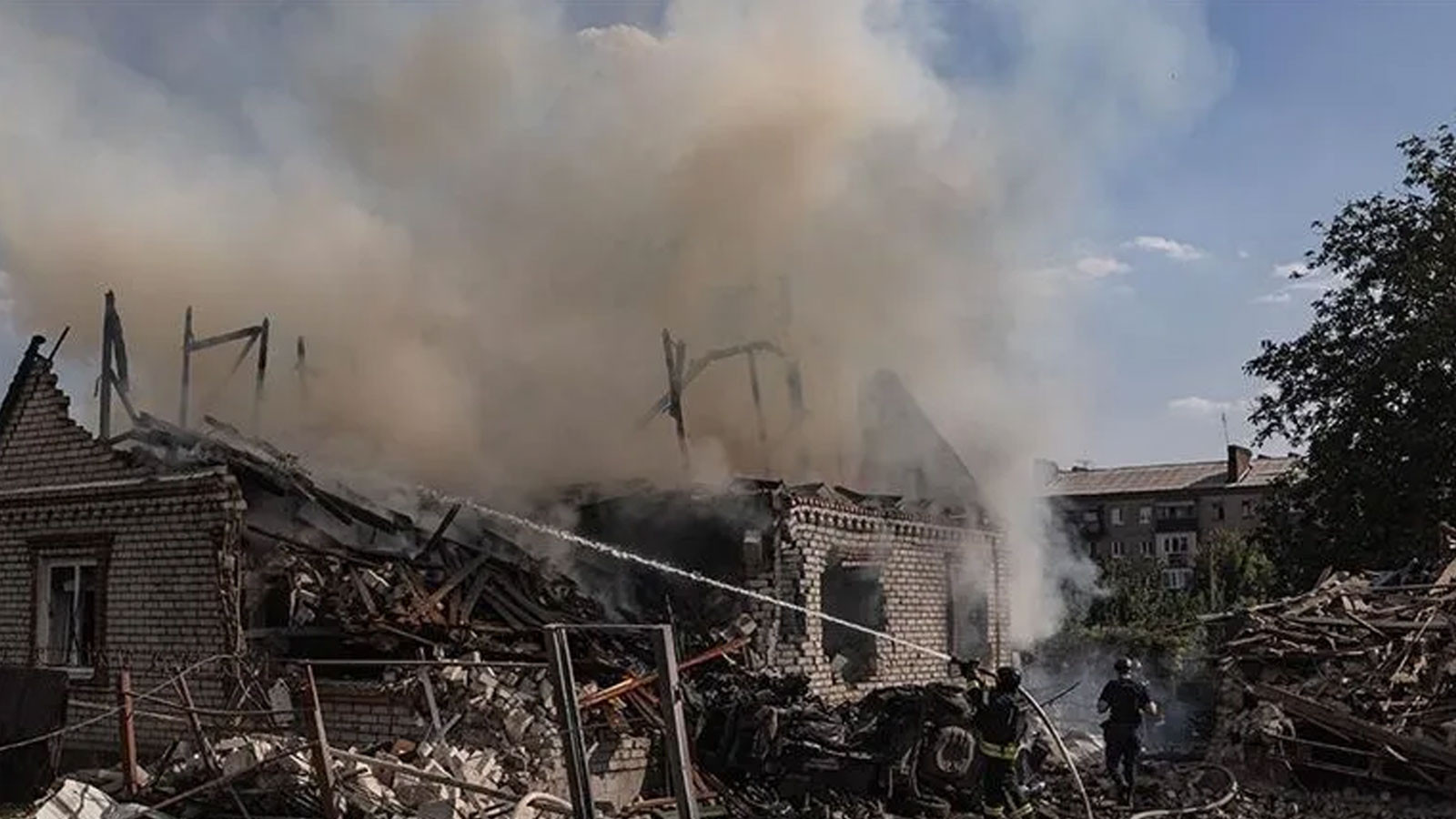 Rusya, Donetsk'te İki Yerleşim Yerinin Kontrolünü Sağladı