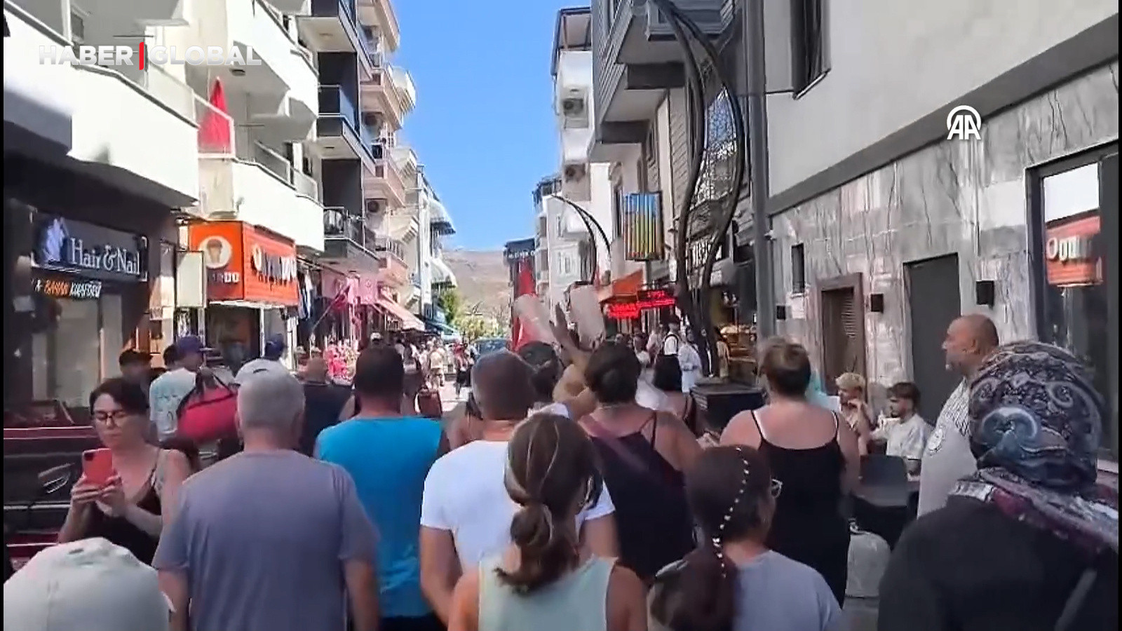 Citizens Protest Water Shortages on Avşa Island, Balıkesir