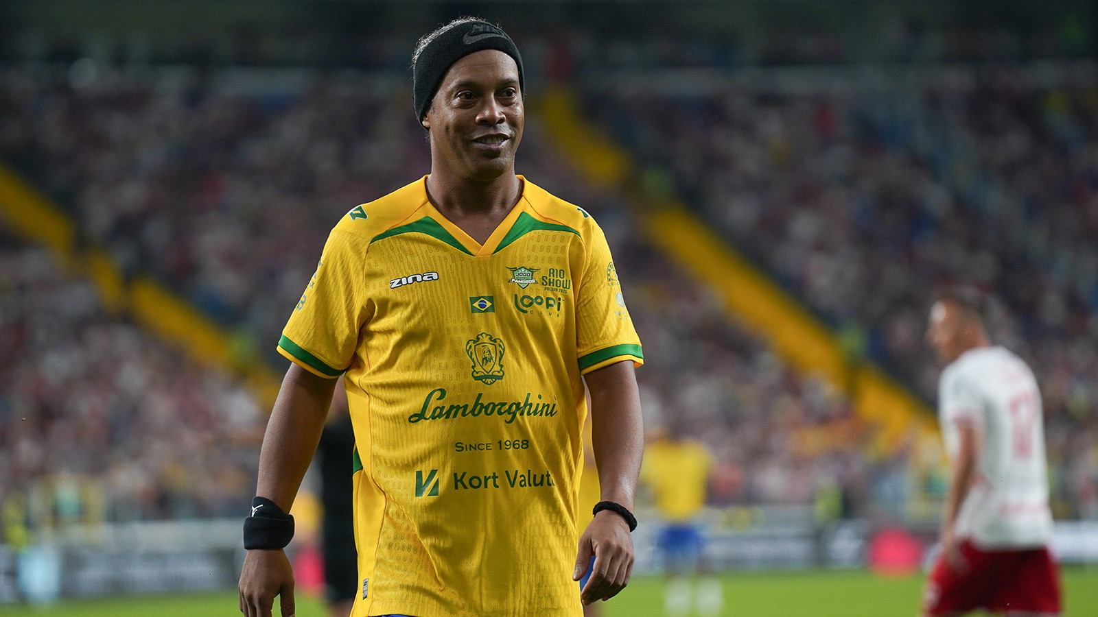 Ronaldinho yeşil sahalara geri dönüyor! 46 yaşında sürpriz transfer