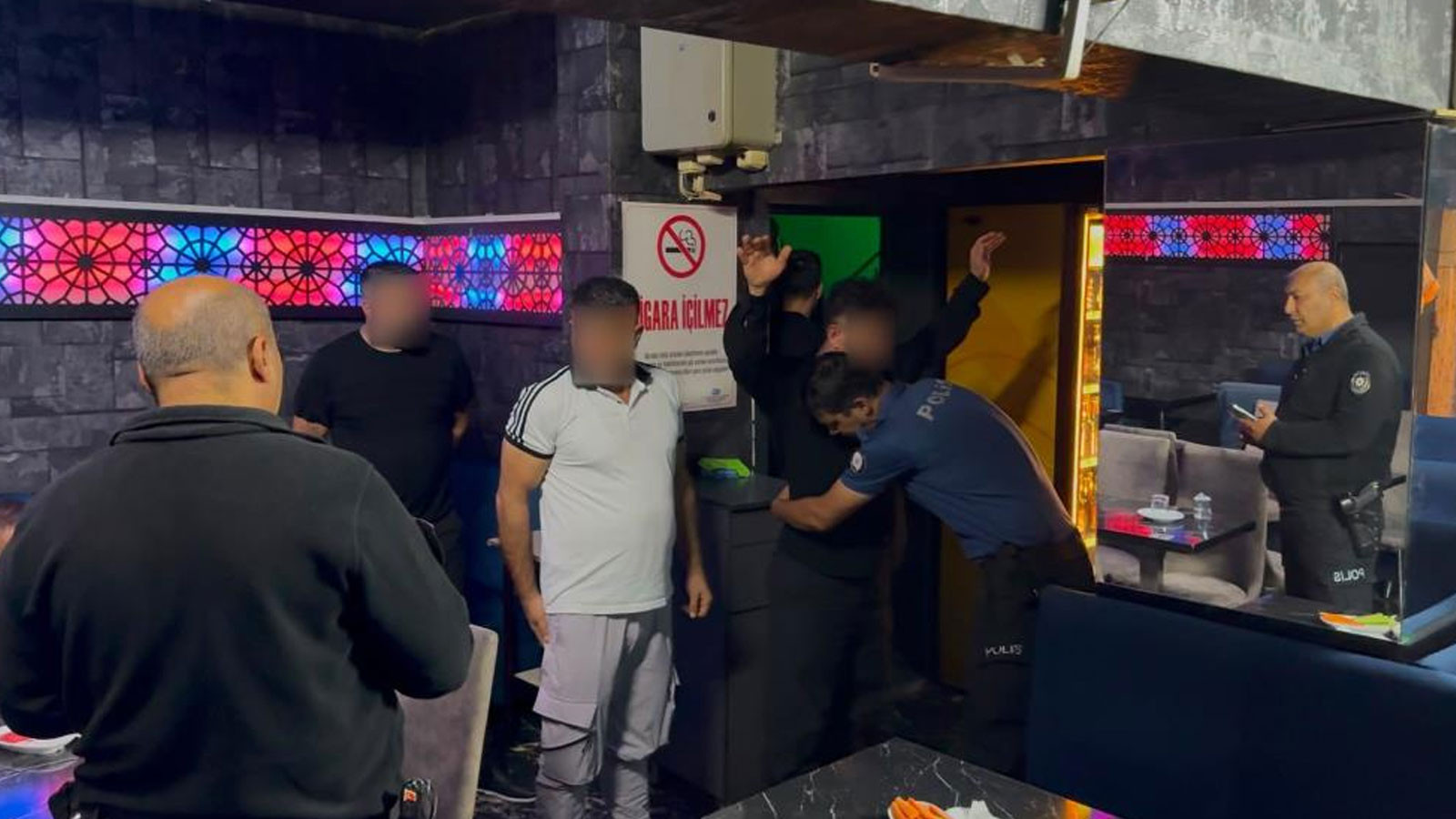 Ankara'daki İnsan Ticareti ve Fuhuş Operasyonunda 19 Tutuklama