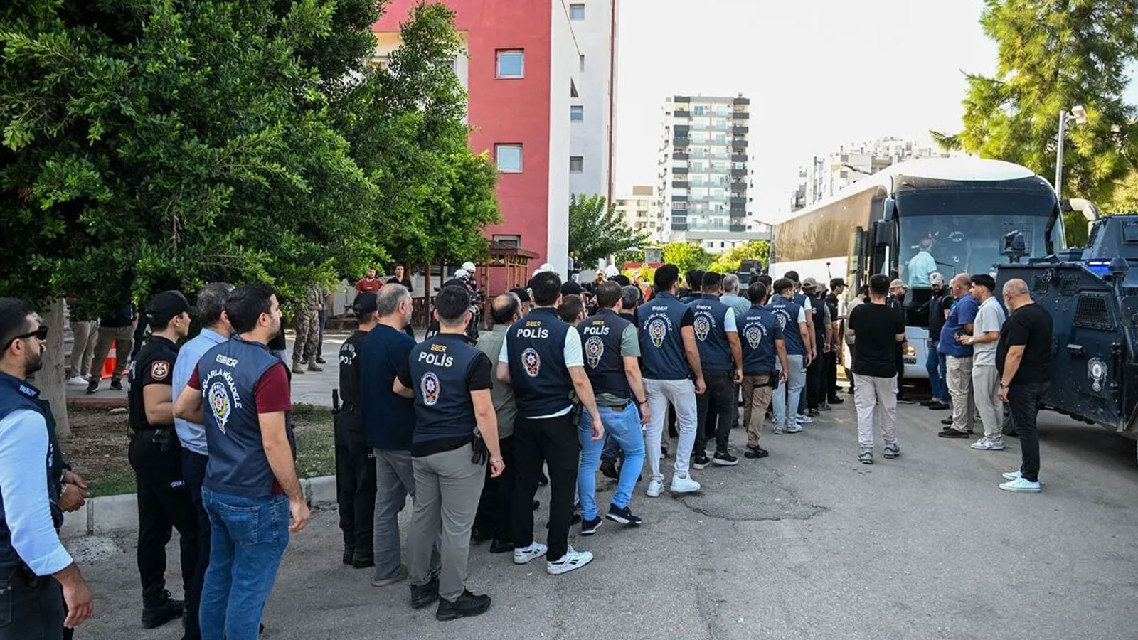 Alparslan Kuytul Suç Örgütü Hakkında CİMER'e Yoğun İhbar