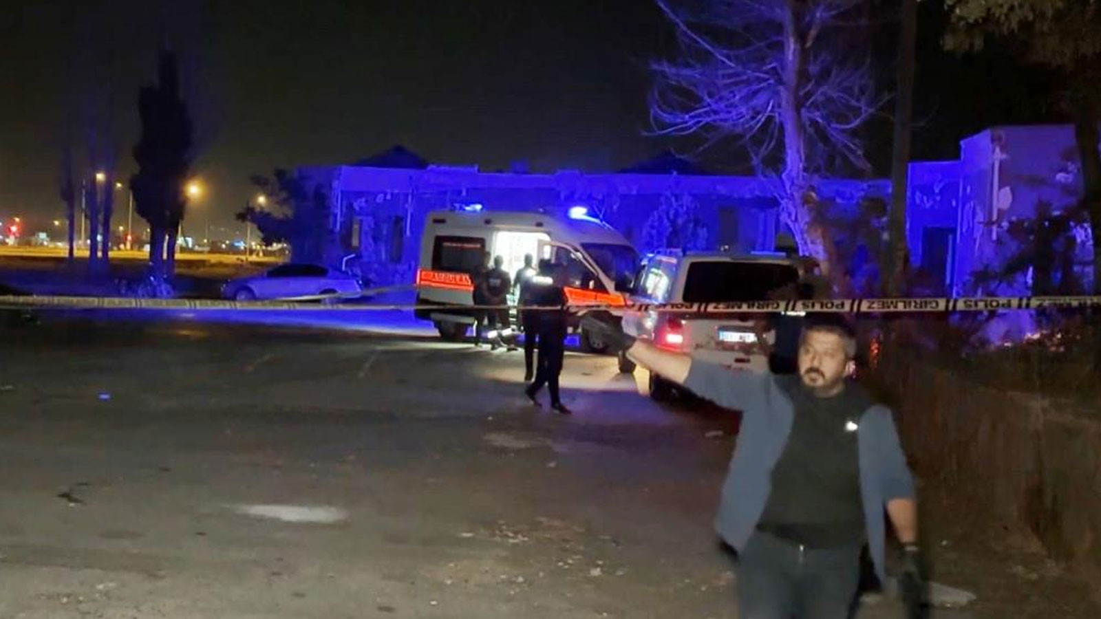 Aksaray'da dehşete düşüren olay! Tavan çıtasına bağlı ipte asılı cansız bedeni bulundu