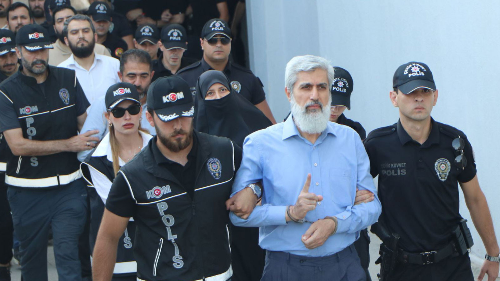 Alparslan Kuytul Suç Örgütü'nde kan donduran detaylar! İnfaz grubu iddiası