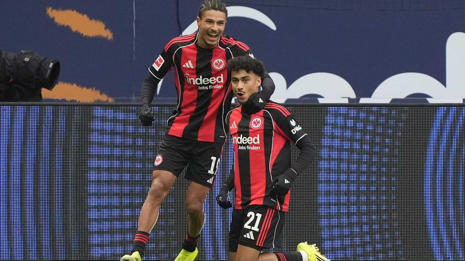 Fenerbahçe ile Eintracht Frankfurt arasında Bahoya pazarlığı!