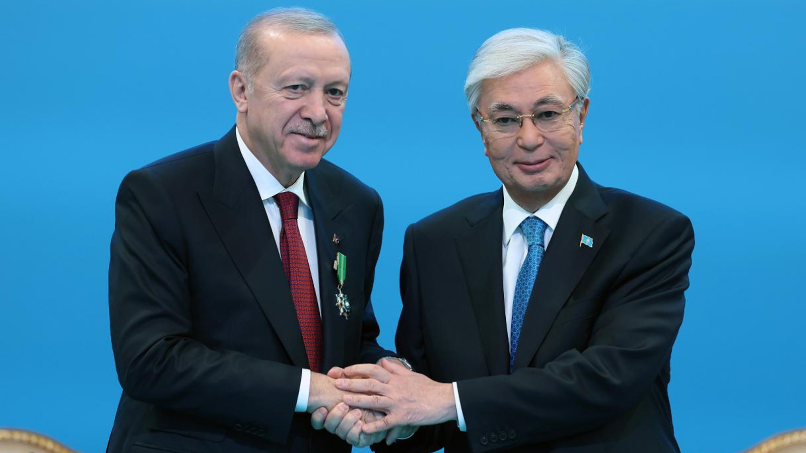 Cumhurbaşkanı Erdoğan Kazakistanlı mevkidaşıyla görüştü