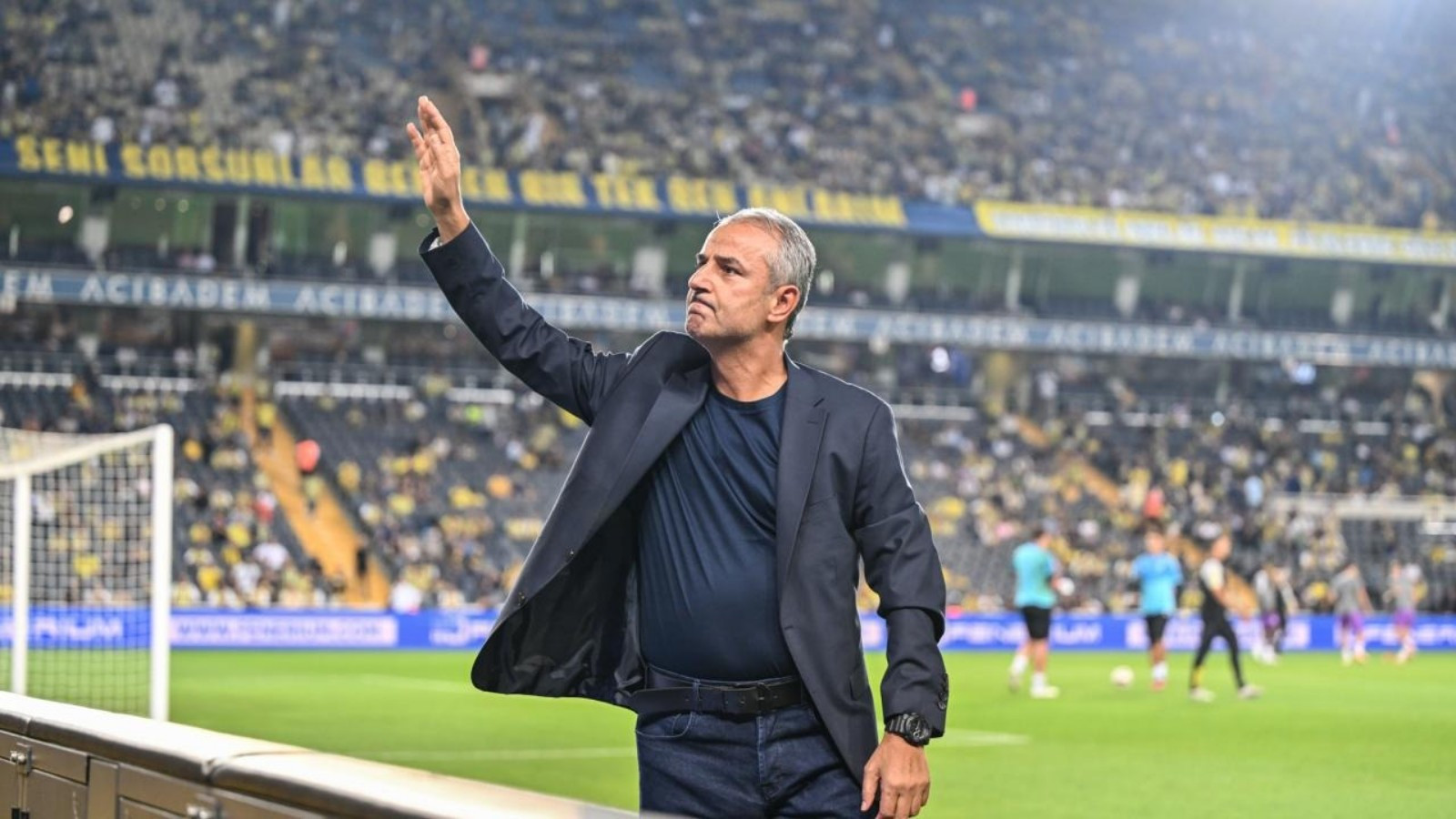 Fenerbahçe Teknik Direktörü İsmail Kartal: Şampiyonlar Ligi, şampiyonluk yolunda motivasyon kazandıracak
