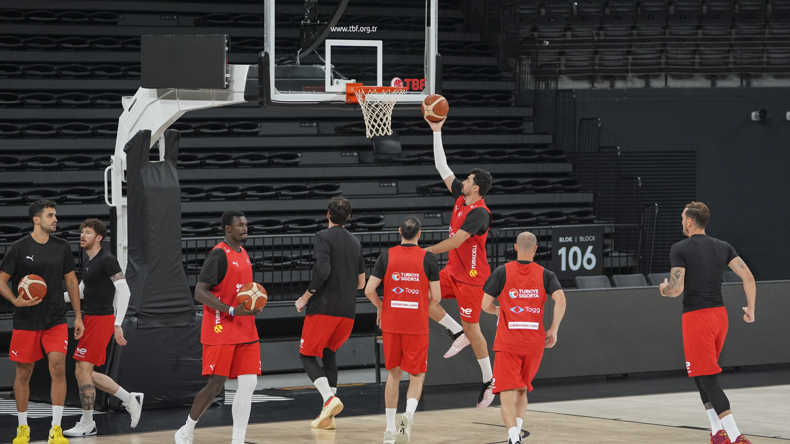 12 DEV ADAM GELİYOR! Türkiye - Litvanya basketbol maçı saat kaçta, hangi kanalda, şifresiz mi?
