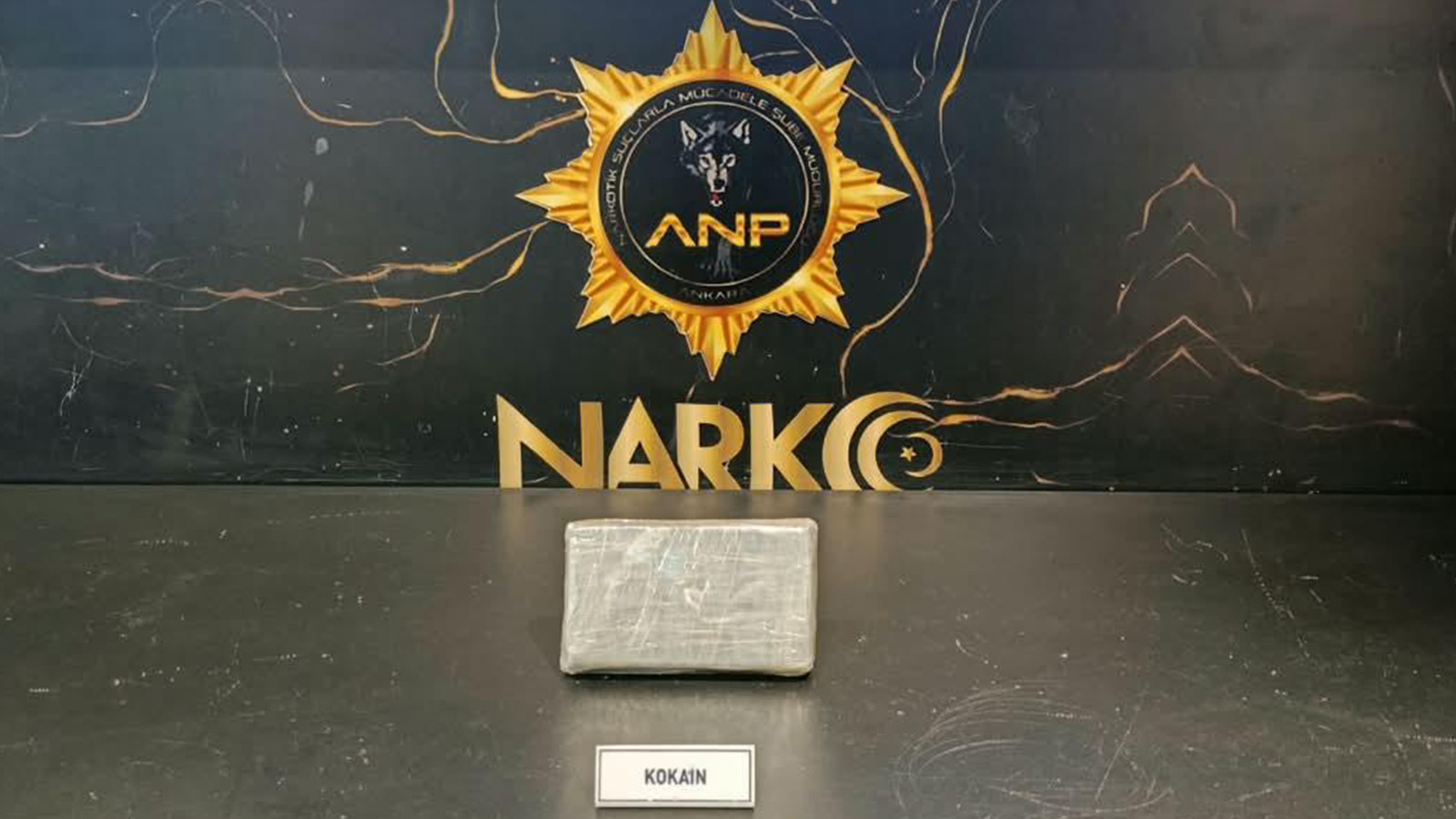 Ankara'da bir otomobilde 1 kilo 200 gram kokain yakalandı