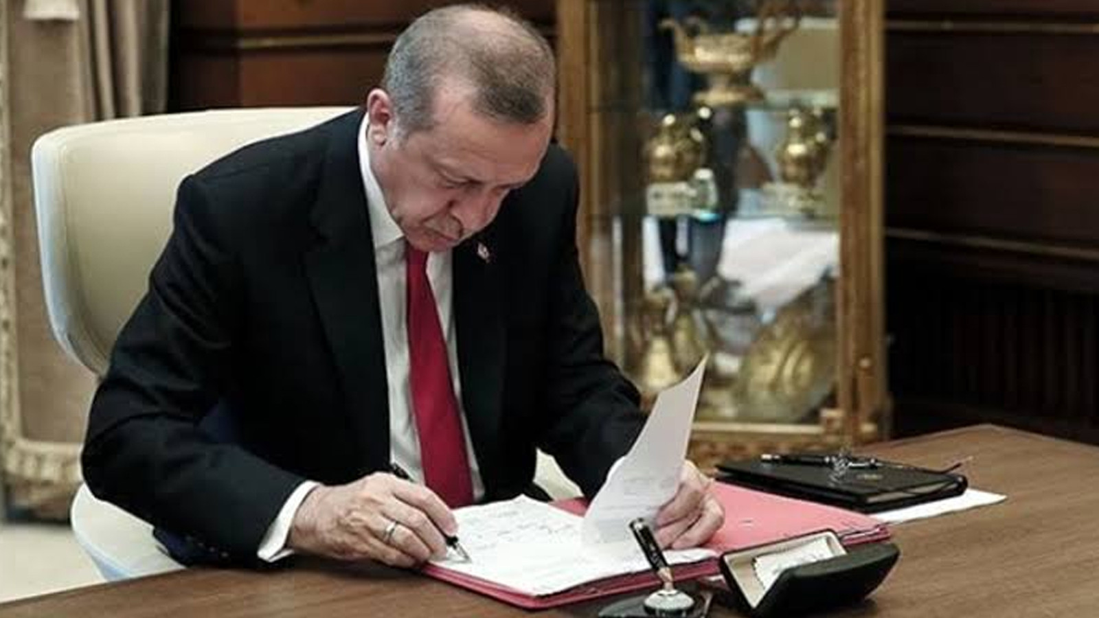 Suriye diplomatik pasaport sahiplerine vize muafiyeti Resmi Gazete'de