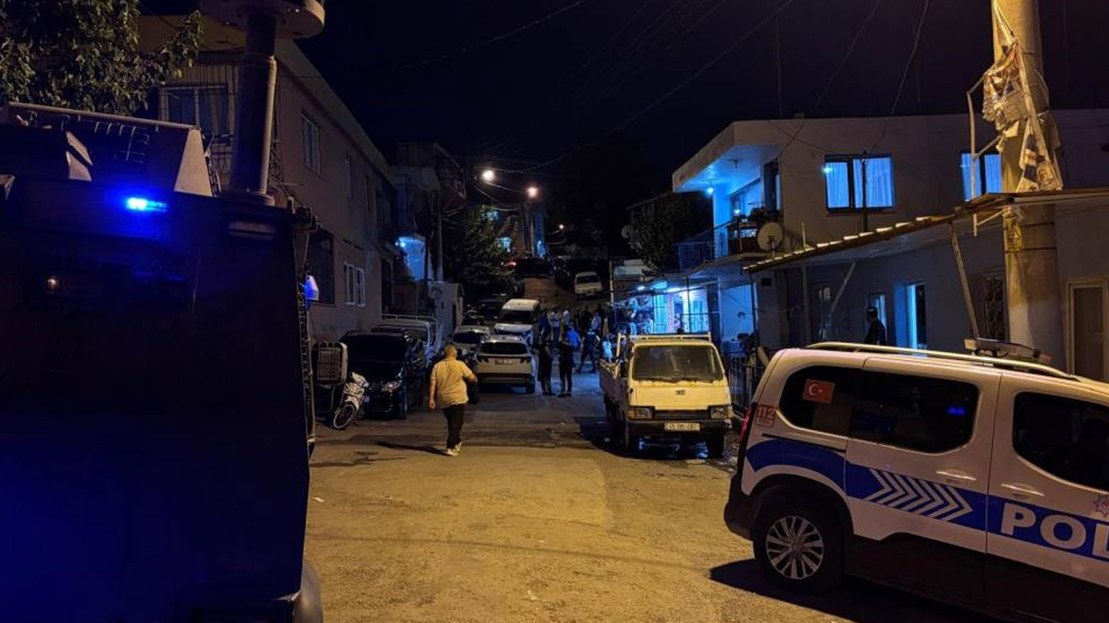 İzmir'de 'güvercin' kavgası: 3'ü çocuk, 13 yaralı