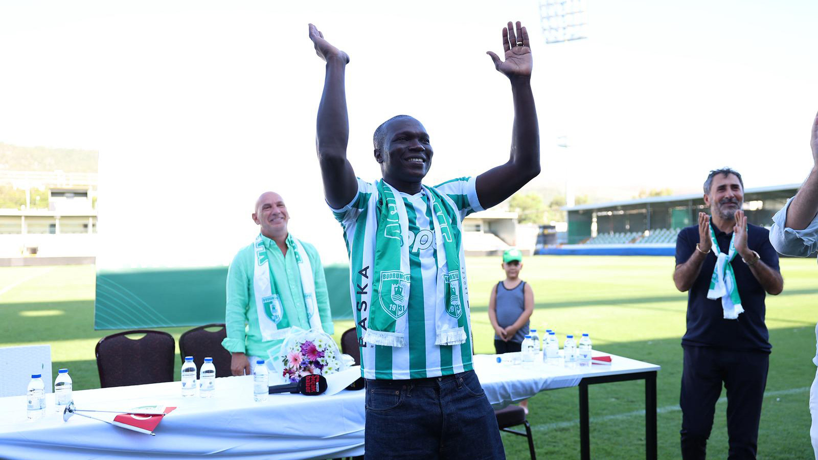 Vincent Aboubakar, Bodrum FK'ya imzayı attı