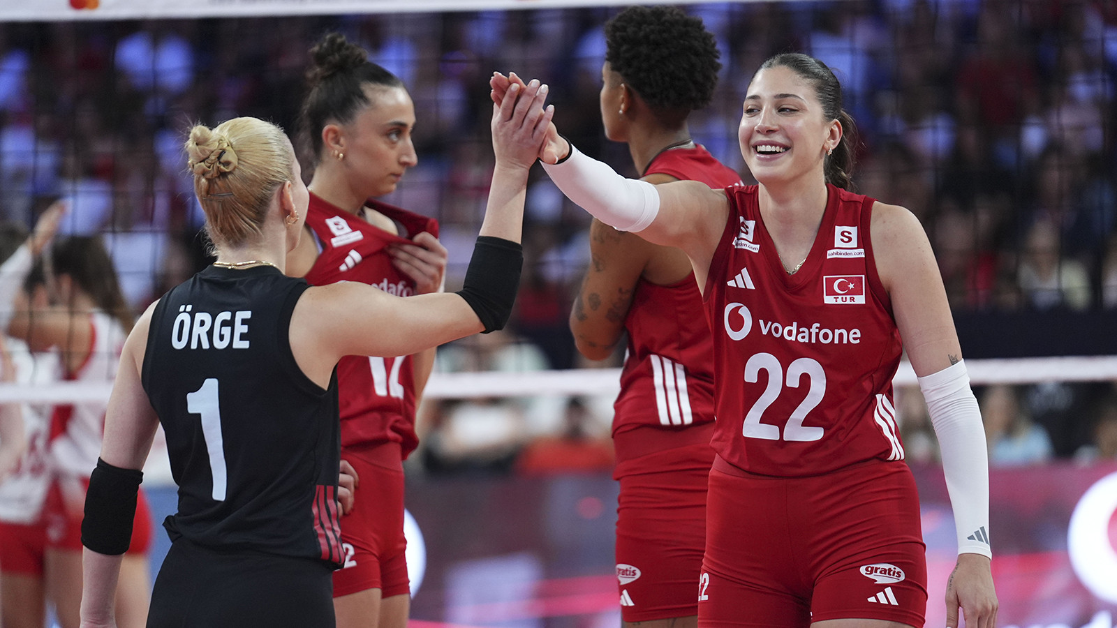 Filenin Sultanları, Avrupa Şampiyonası son 16 turunda Azerbaycan ile karşılaşacak