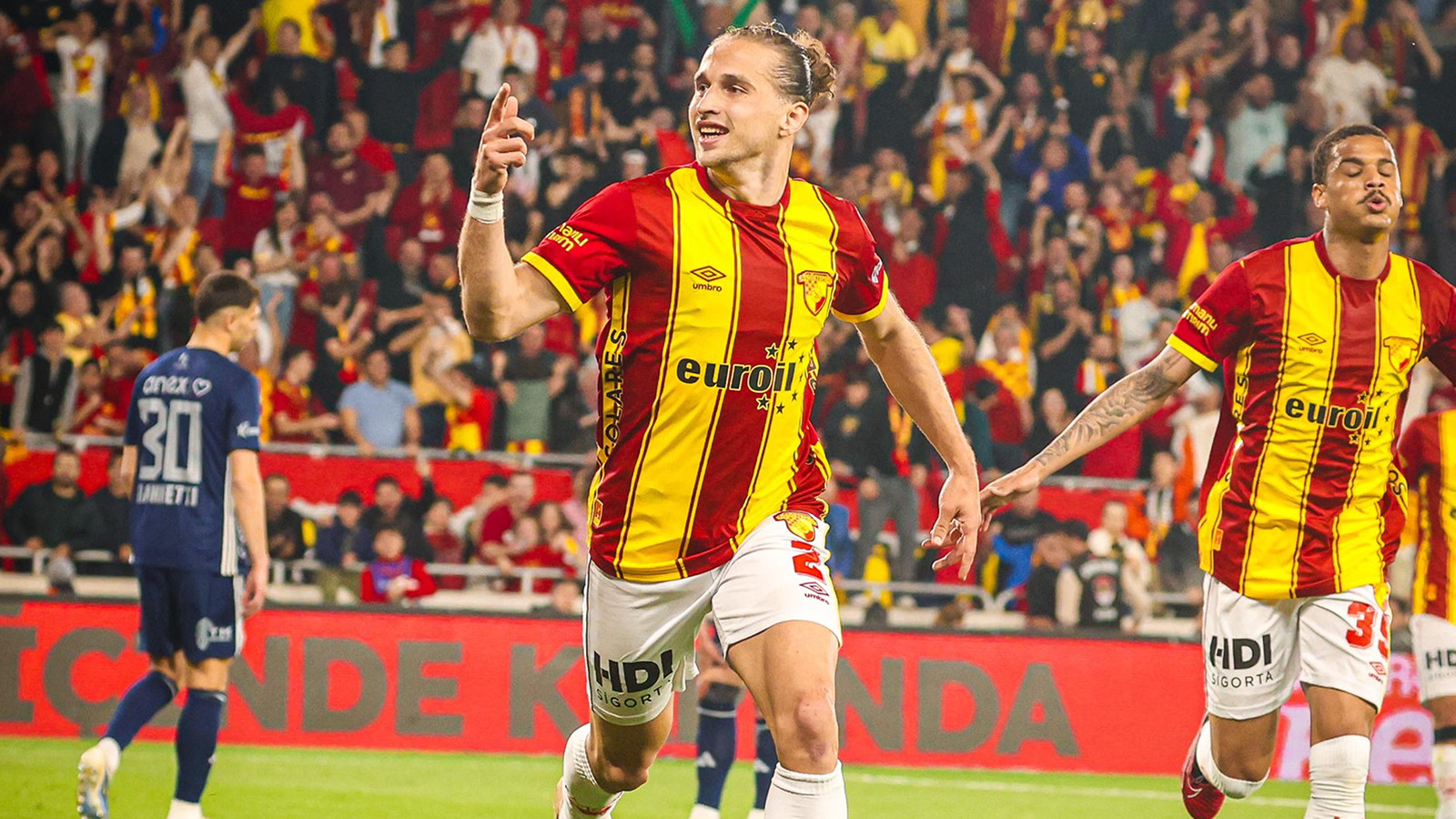 Galatasaray'dan Arda Okan Kurtulan için Göztepe'ye resmi teklif