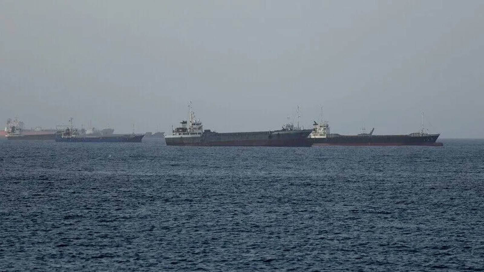 İngiltere duyurdu: Hürmüz Boğazı'nda tankere saldırı