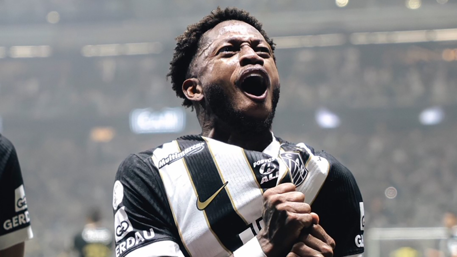 Eski Fenerbahçeli Fred, kupada Atletico Mineiro'yu yarı finale taşıdı