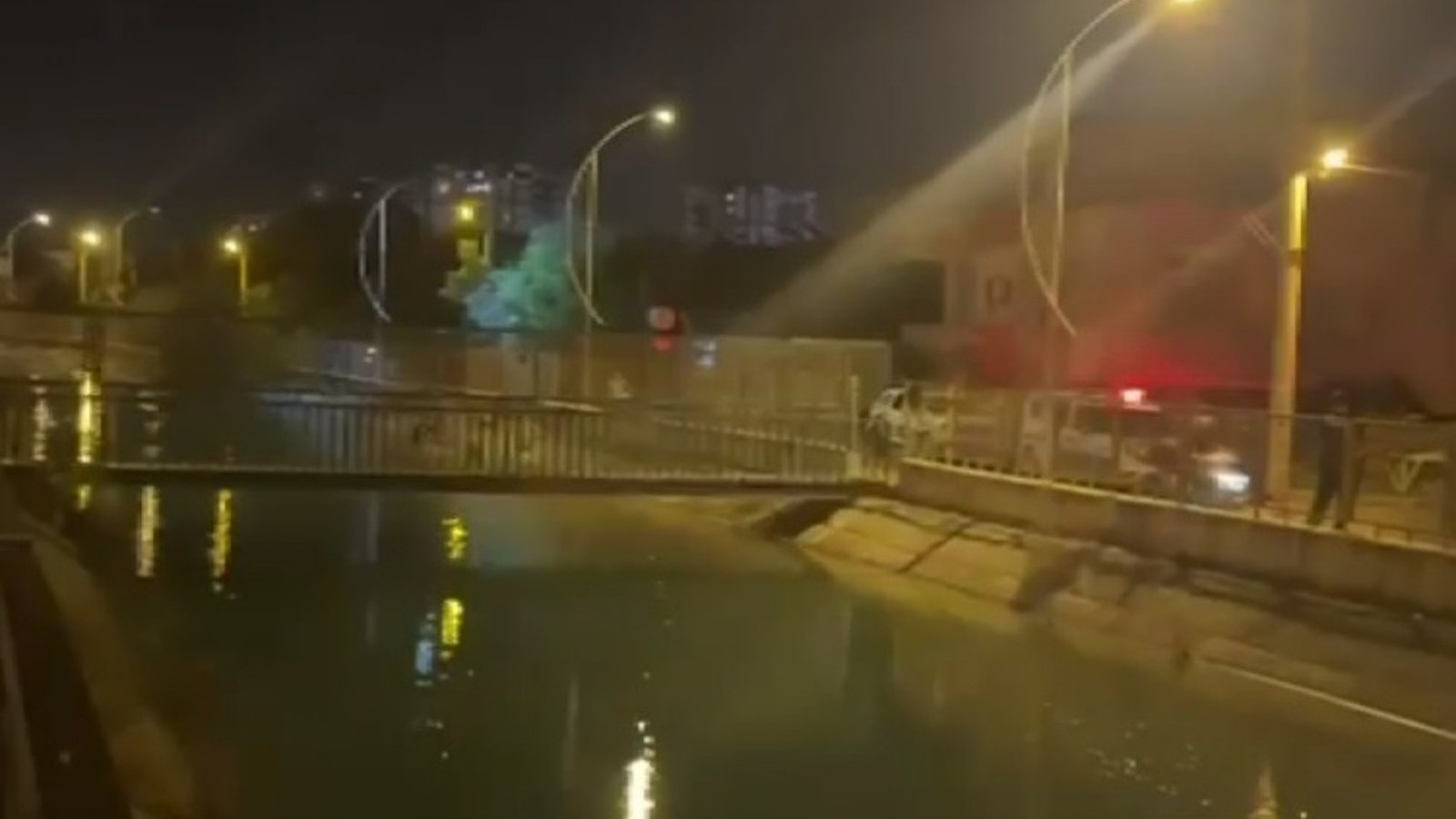 Mersin'de sulama kanalına düşen iki kardeşten biri öldü, diğerinin durumu ağır