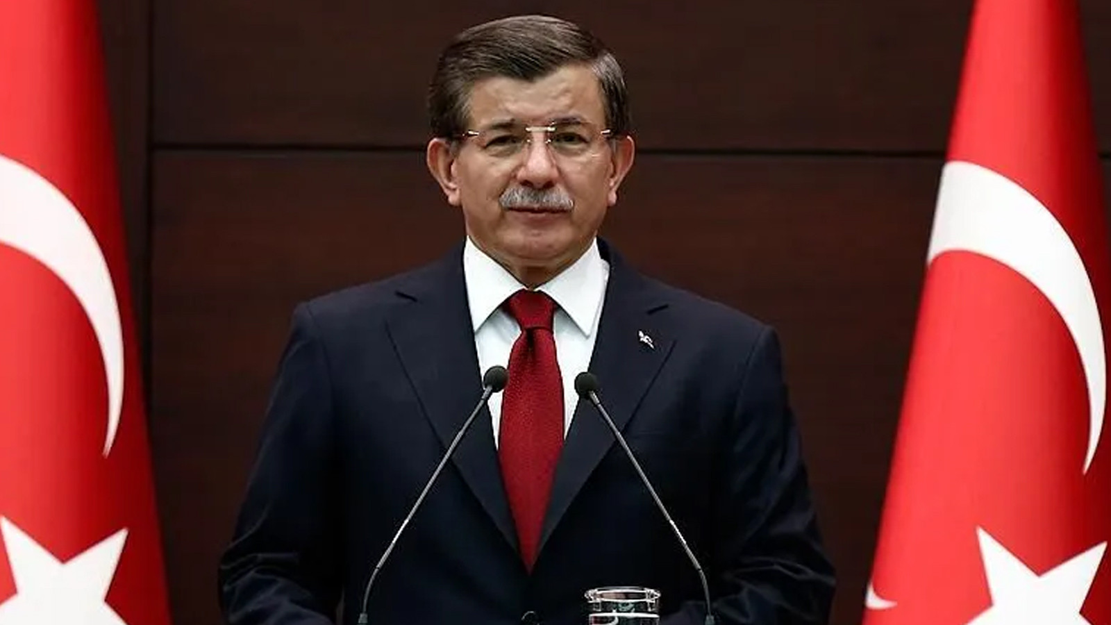 Ahmet Davutoğlu hakkında soruşturma başlatıldı