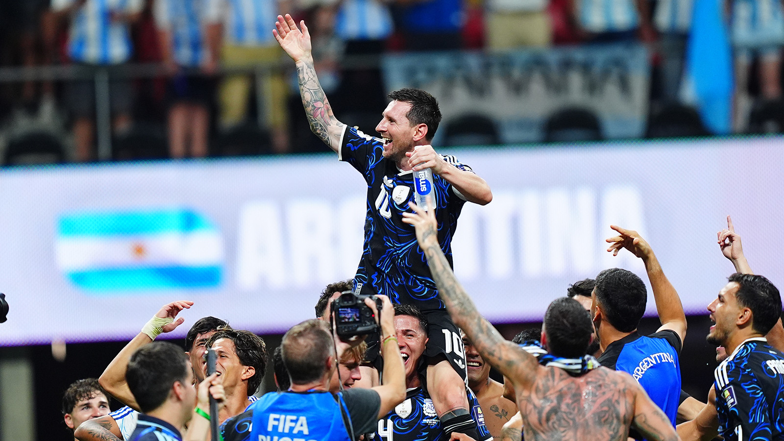 Arjantin'de Lionel Messi için saygı duruşu