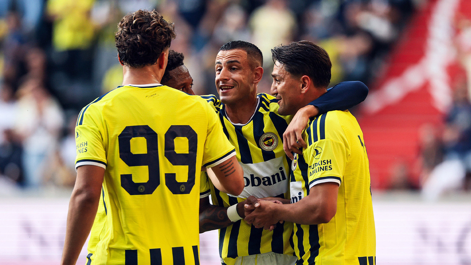 Fenerbahçe'de ayrılıkların faturası ağır oldu: 51.3 milyon euro zarar
