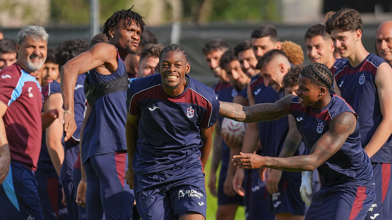 Trabzonspor yeni transferi Rene Mitongo'nun ayrıldığını duyurdu