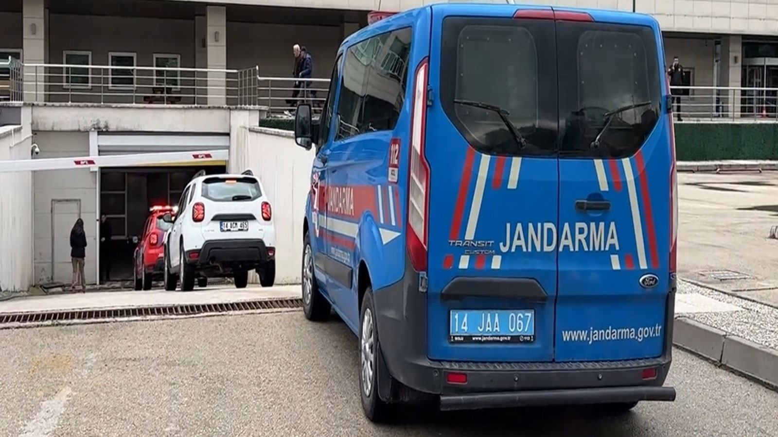 Bolu Belediye Başkan Yardımcısı ve 6 şüpheli tutuklandı