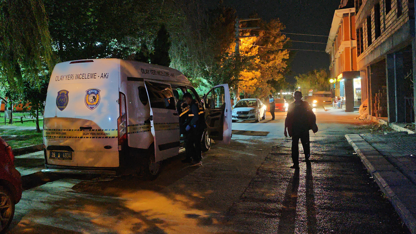 Misafirliğe gittiği evde pencereden düşüp öldü