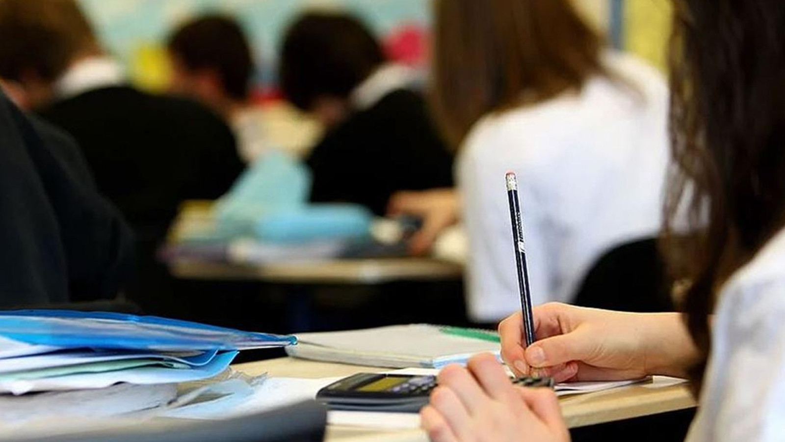 İhtiyaç Sahibi Öğrencilere 2 Milyar Liralık Destek