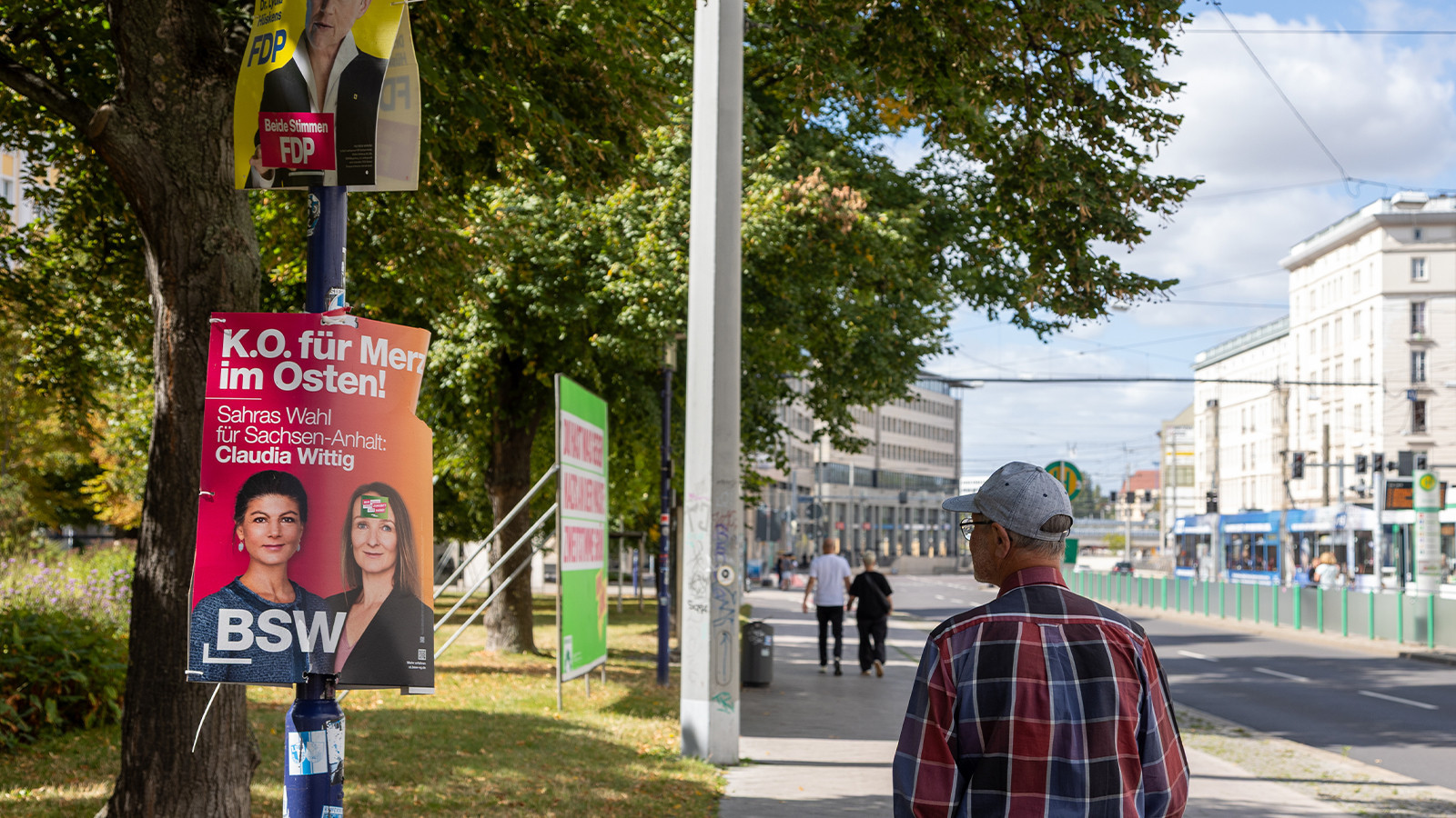 Türkler de endişeli! Göçmenleri AfD korkusu sardı - Resim : 1