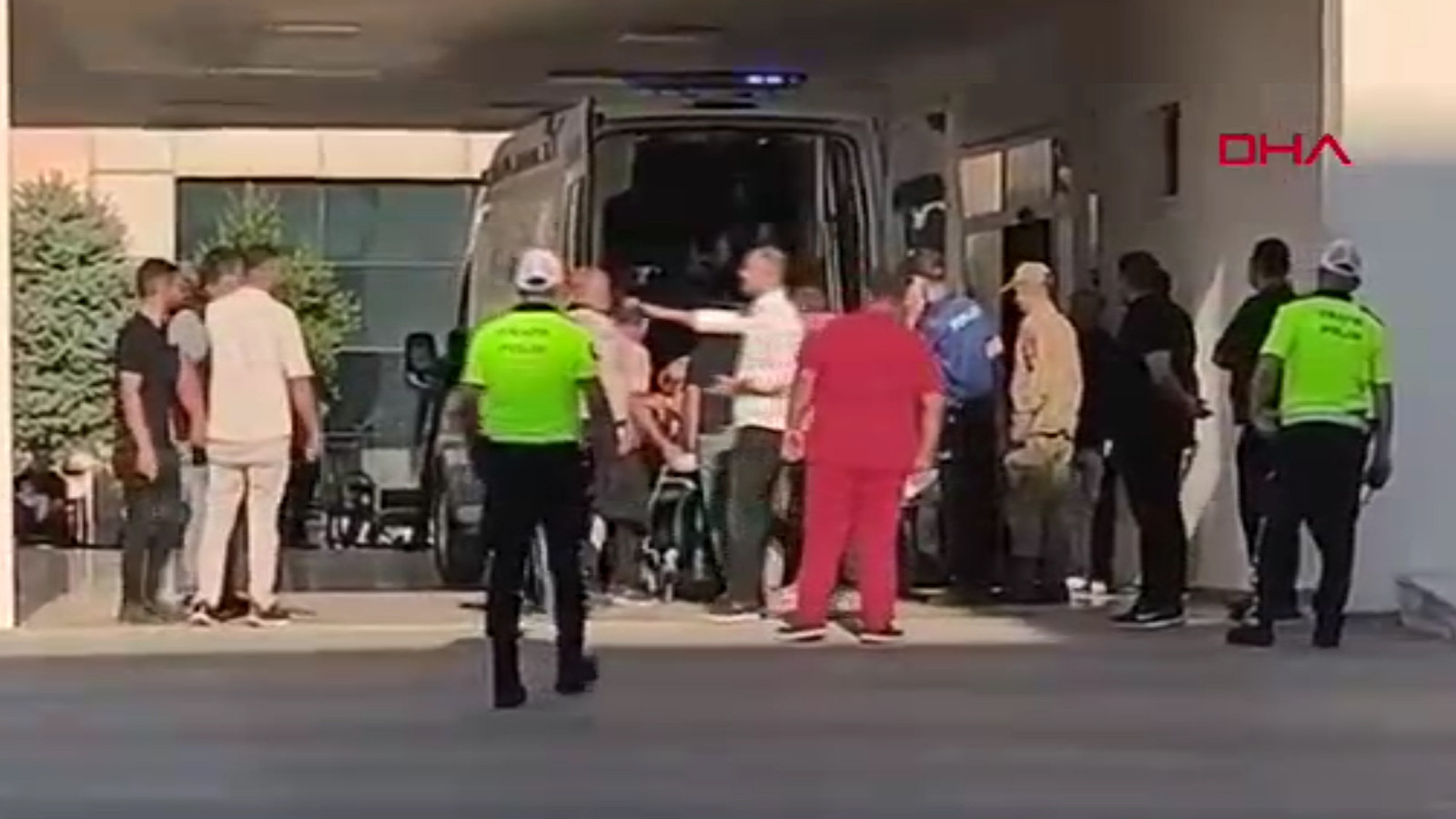 Iğdır’da askeri araç devrildi: 1 asker şehit, 2 asker yaralı