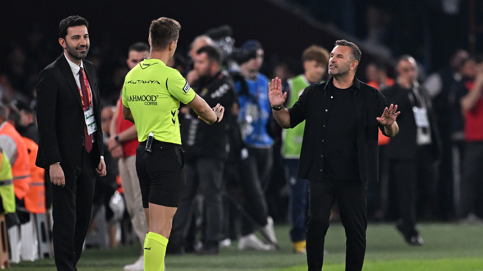 Okan Buruk, Trabzonspor maçında kırmızı kart gördü