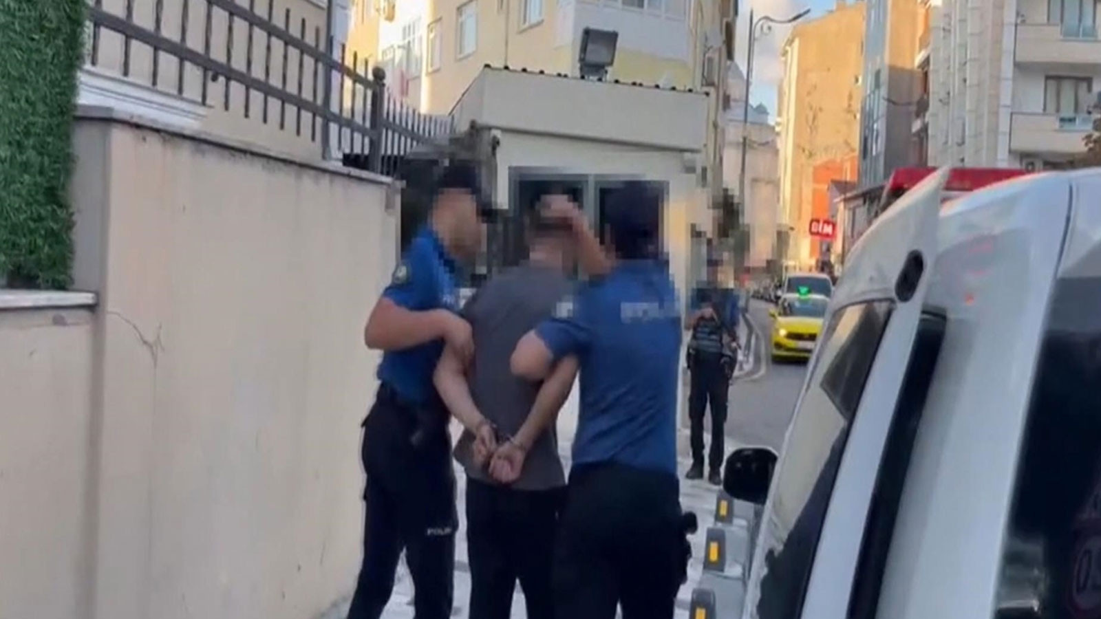 Atatürk'e hakaret eden şüpheli gözaltına alındı