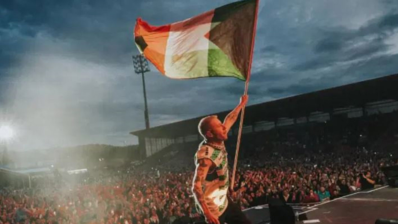 Ed Sheeran, Gazze'deki Olayları Philadelphia Konserinde Dile Getirdi