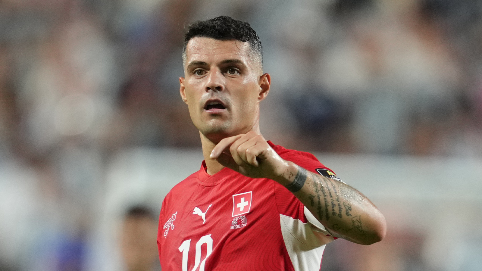 İsviçre Futbol Takımı kaptanı Granit Xhaka, sahte koronavirüs aşısı sertifikası aldığını itiraf etti